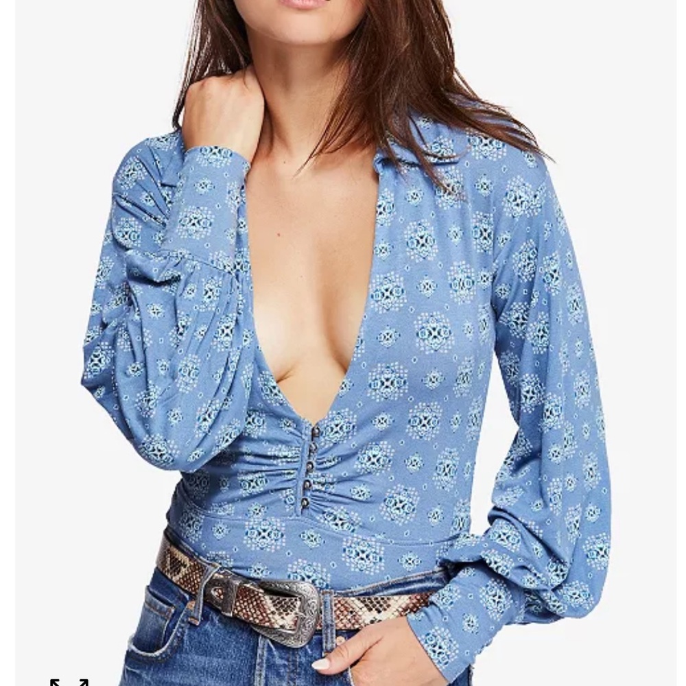 ⭐️NWT Free People Sydney Printed Top Large